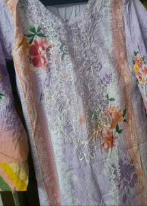 Beautiful Floral Print Pakistani Kurta set