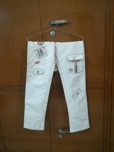 Trendy Straight Fit Jeans It's Unisexual