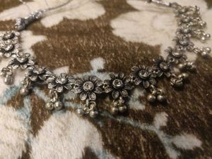 Silver Tone Floral Necklace