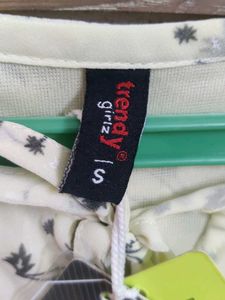 Girl's frock