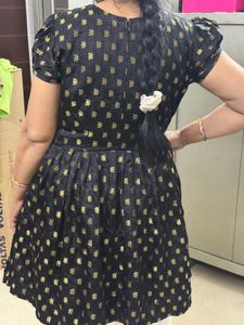 Elegant Black &amp; Gold Print Dress