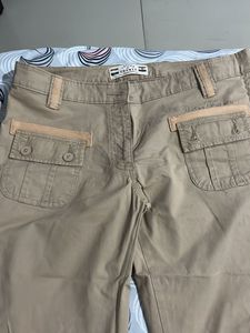 Capri Pants - Khaki
