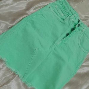 mini skirt