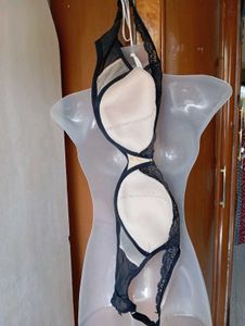 Lace Trimmed Push-Up Bra