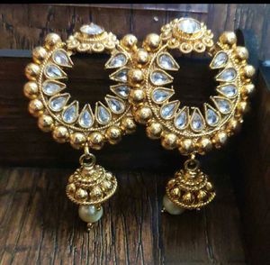 Elegant Gold Jhumka Earrings