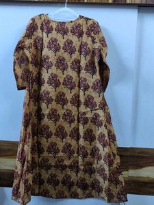 VAABA -  Kurta Set with Dupatta