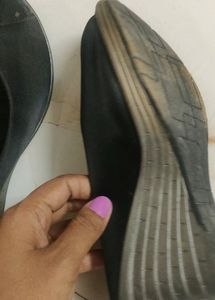 Sandal Used