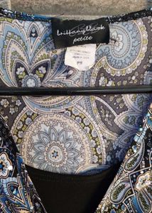Stylish Blue Paisley Print Top