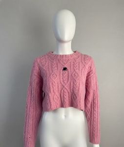 pink sweater