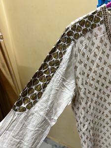 Foil Print Off White Anarkali Kurta