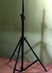 Adjustable Tripod Stand
