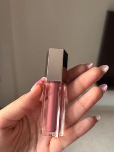 Colors Queen Gloss Bomb Nude Pink Shade