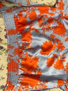 VEROMODA Flowy Floral Print wrap top- unused