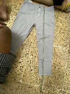 BRAND NEW GREY STRAIGHT JEANS FOR MEN