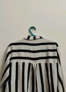 Black &amp; White Striped Cotton-Blend Shirt 🖤🤍