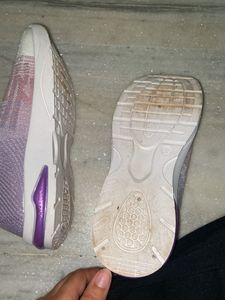 Casual slip-on shoes