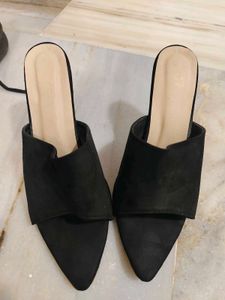 Black Mule heels - Pointed Toe
