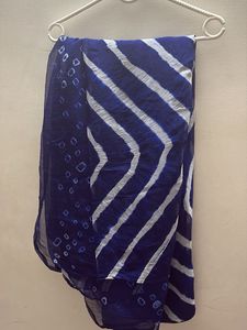 Bandhani Dupatta - Blue & White