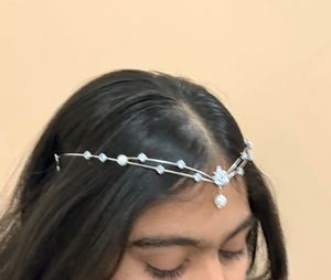 Sparkling Hairband with Pearls
