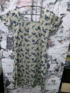 Floral Print 👗Square Neck Top