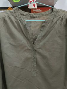 Olive Green V-Neck Long Sleeve Top