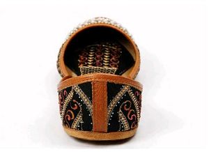 Embroidered Ethnic Juttis