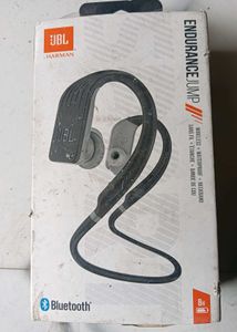 ( Damage )JBL Endurance Jump Wireless Earbuds