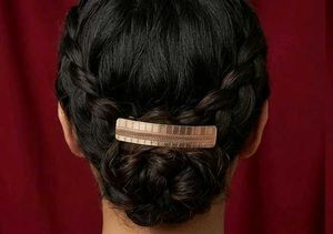 Elegant Gold Hair Clip