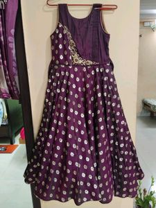 Elegant Purple Ethnic Gown