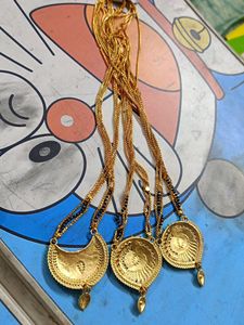 Elegant Gold Mangalsutra Necklaces