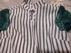 Formal Top With Net sleeves