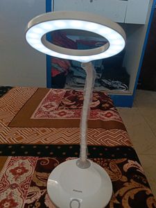 Brand New Phillips Lamp