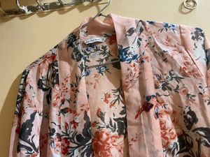 Floral Long Shrug 💗
