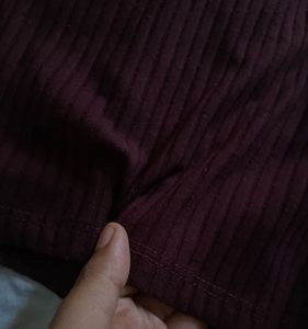 Maroon Ribbed Mock Neck Top