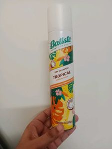 Batiste Tropical Scent Dry Shampoo