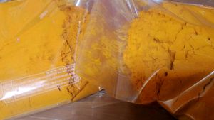FRESHLY GRINDED TURMERIC (HALDI POWDER)+FREEBIE