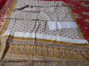 elegant White &amp; Yellow Beautiful Saree🤍✨