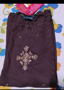 Embellished haf sleeve top tunic