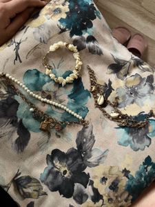 Pinteresty Charm Bracelet Set of 3 (140 each)