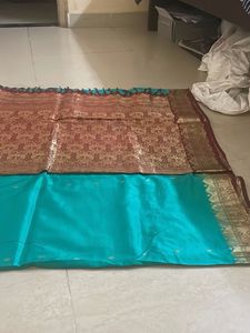 Beautiful Teal Saree with Goldenborder and blouse