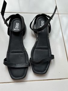 Classic Black Flat Sandals