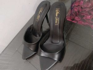 Chic Black Mules