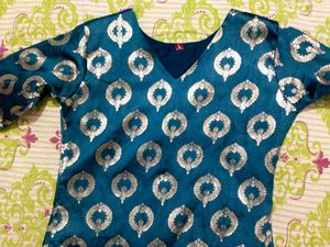 Teal Kurta with Silver Paisley Print