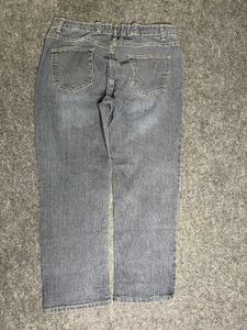 Classic Grey Denim Capris Pants
