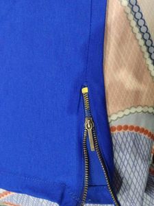 Royal Blue Button Detail pants ( capri)