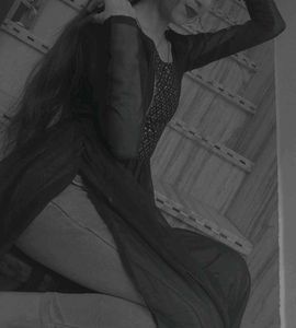Elegant Black Ethnic nayra cut