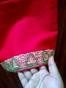 Embroidery Woolen Kashmiri Shawl(red)