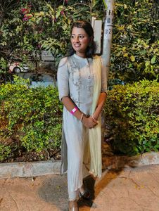 Elegant Grey Salwar Kameez Suit