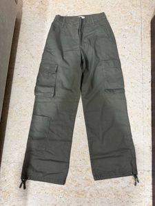 H&amp;M Women Cargo Pants
