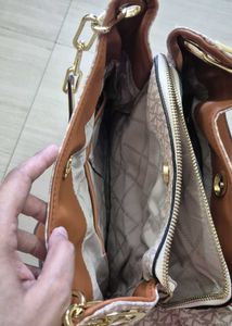 Michael kors shoulder bag